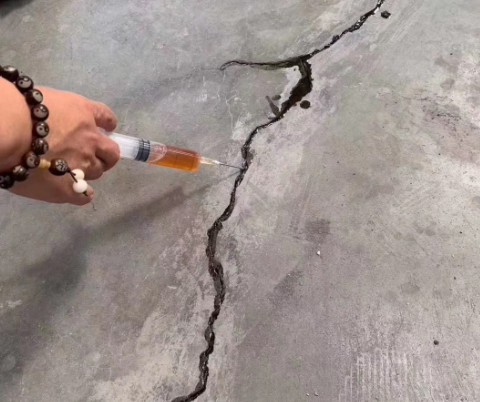 浦城混凝土裂缝修补技术详解​